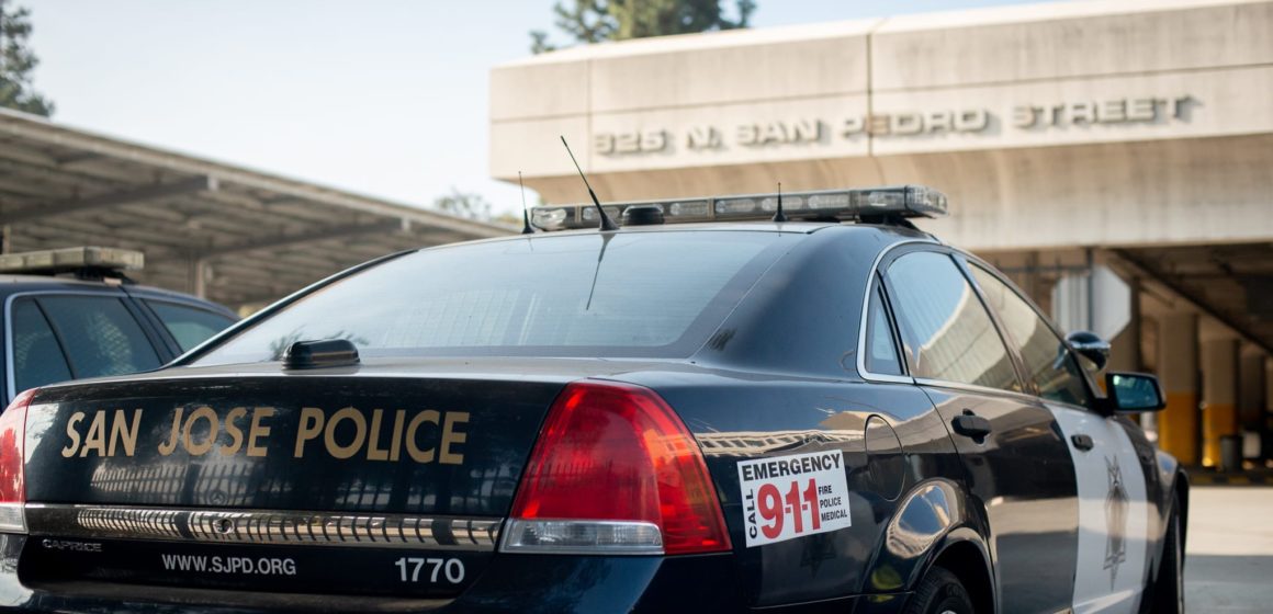 Nội gián của sở cảnh sát San Jose được mệnh danh là cảnh sát hàng đầu